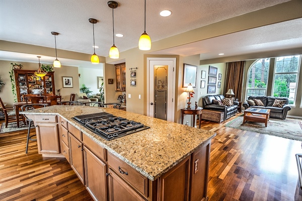 Designing a Low-Maintenance, Mold-Resistant Kitchen in Humid Florida